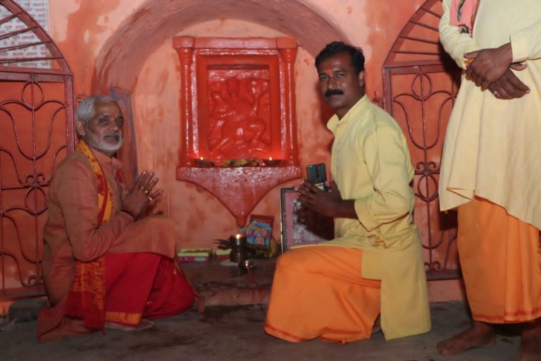 दीपावली पर हनुमानगढ़ी मंदिर लतीफपुर में सुन्दरकाण्ड व दीपोत्सव